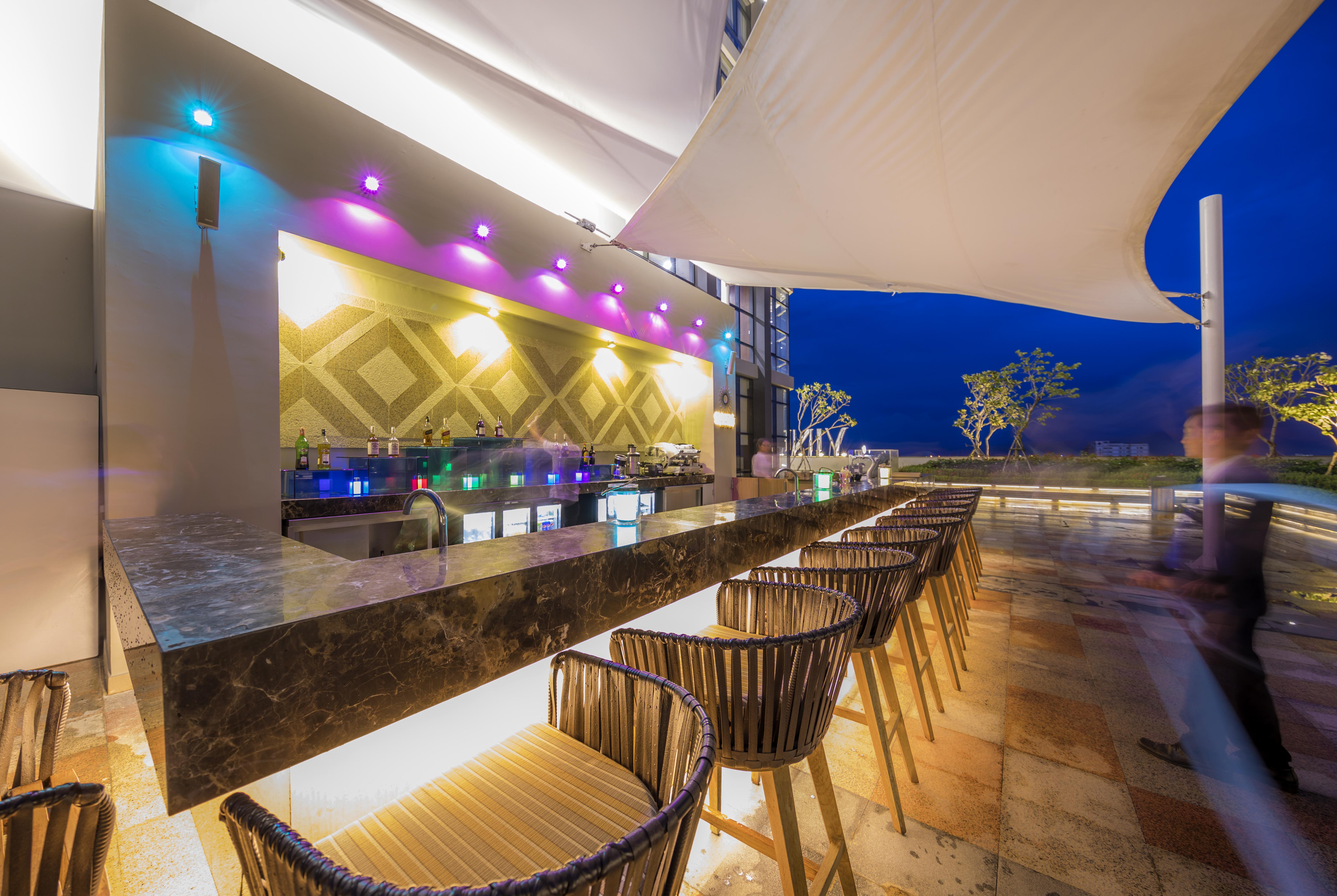 Sheraton Can Tho Eksteriør bilde Sky Bar