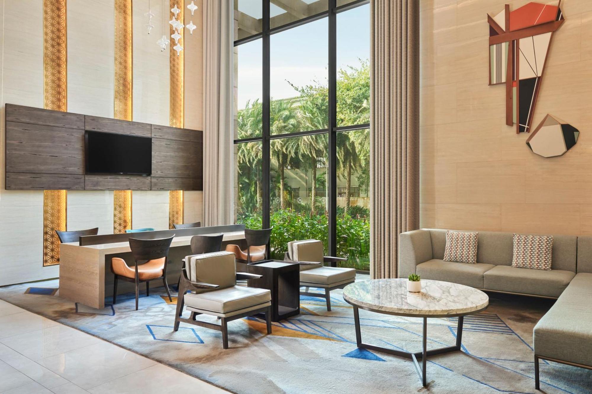 Sheraton Can Tho Eksteriør bilde The lobby of the hotel